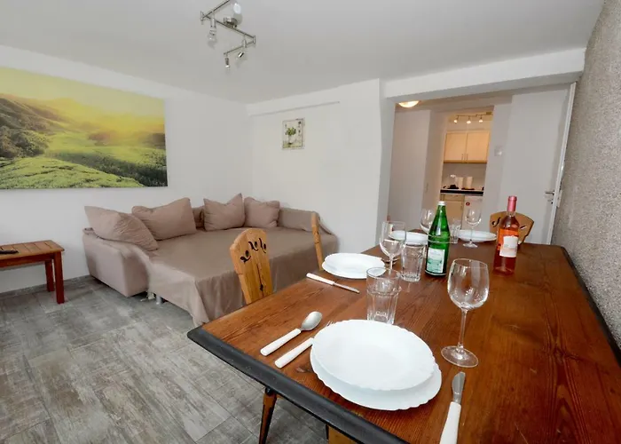 Grafenblick, Mit Aussicht! Apartmán *